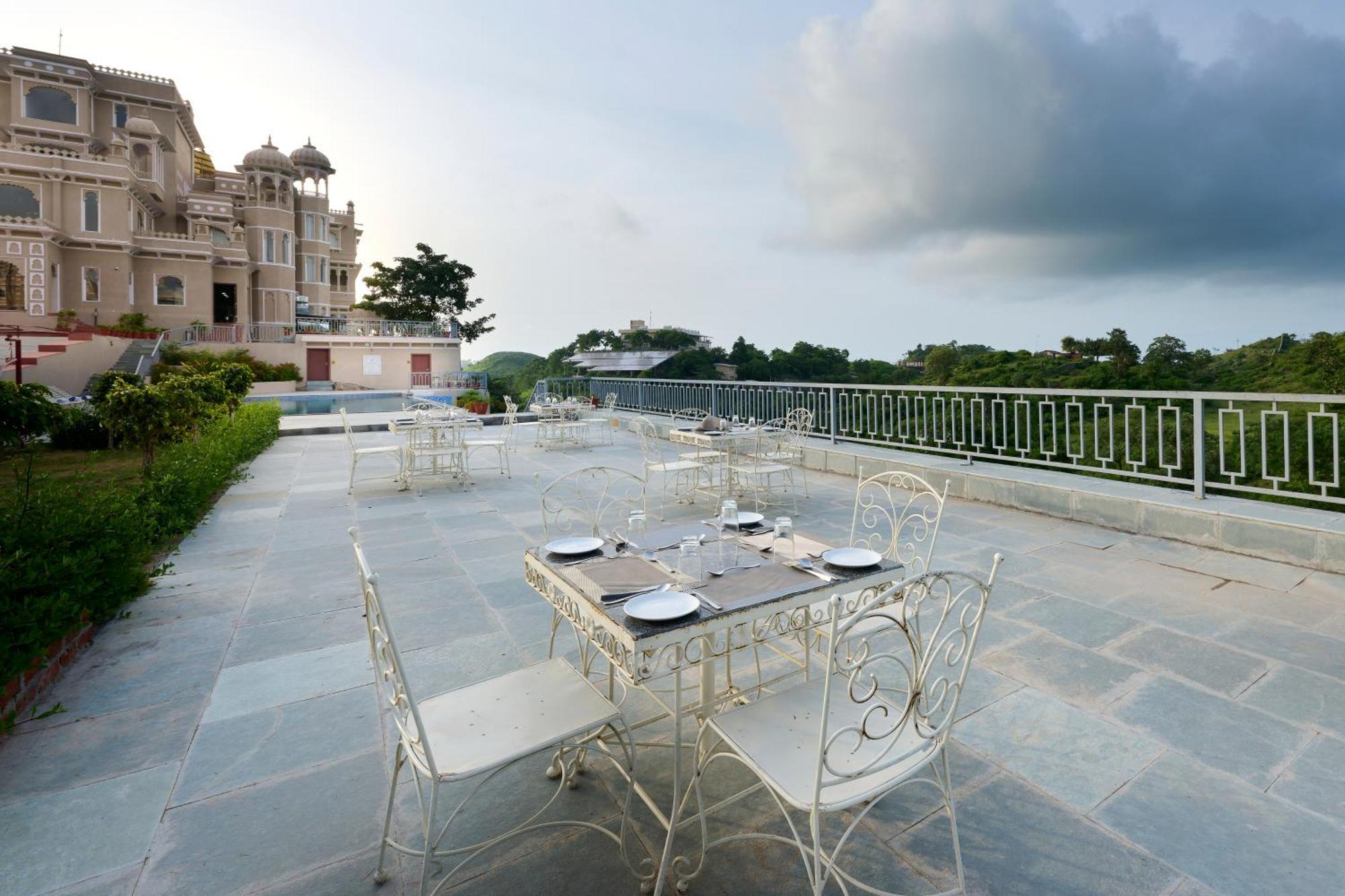 Renest Kumbhalgarh Hotel Exterior foto